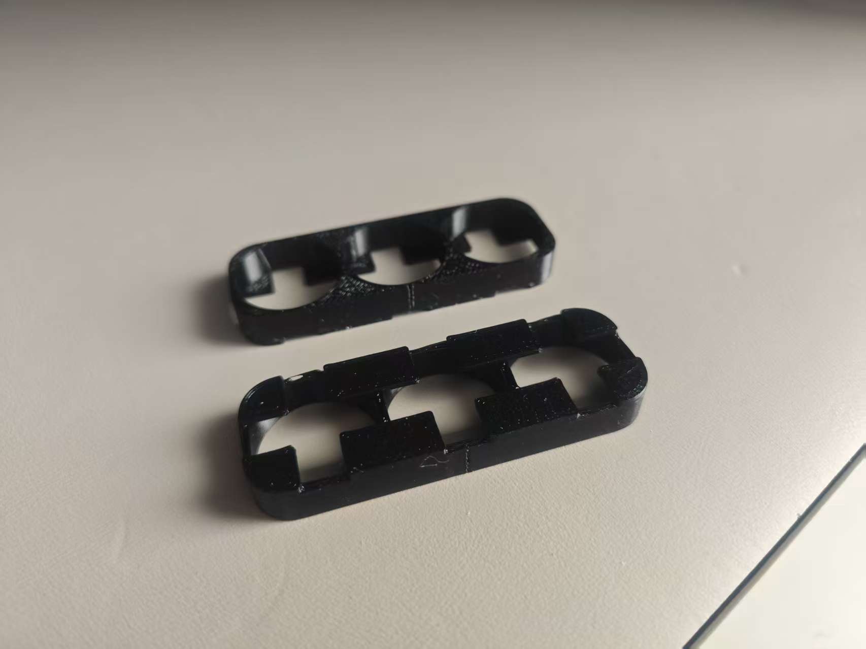 18650 3串6串电池盒- MakerWorld 3D Model | 3Drop