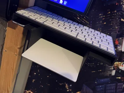 Apple Keyboard and Trackpad shelf