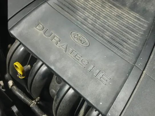 Engine cover sealer Ford Focus 2