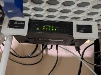 TP-link TL-SG1008P Underware
