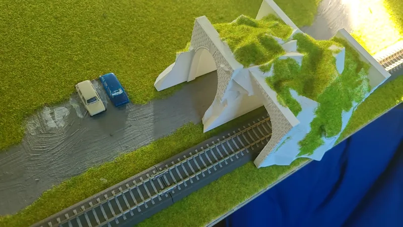 TUNEL/TUNNEL TT/H0/N/Z