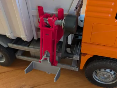 Bruder Müllwagen Garbage Truck Arm