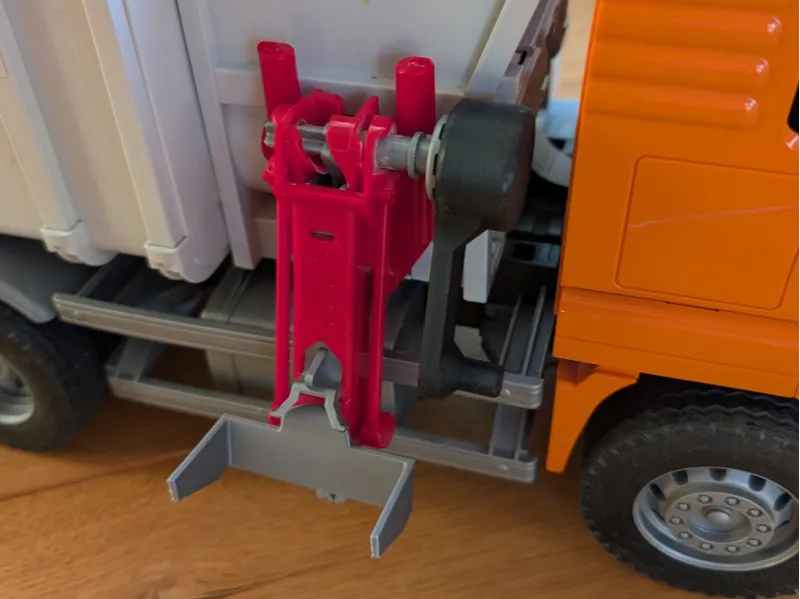 Bruder Müllwagen Garbage Truck Arm