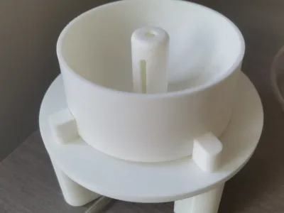 Large Capacity Self-Watering Device