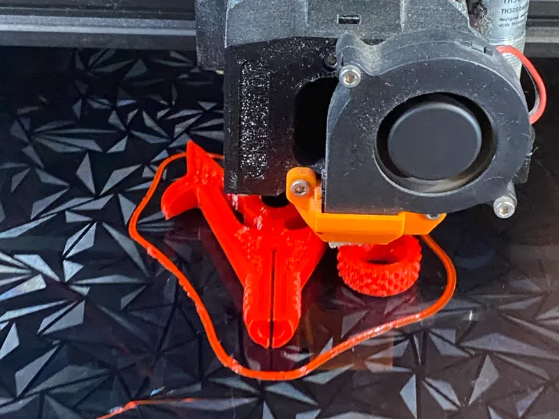 Geocaching angle caches hook