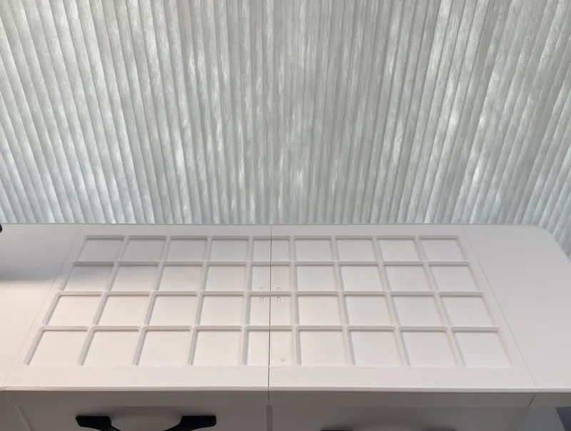 4x9 Gridfinity spanning two Deskware top plates