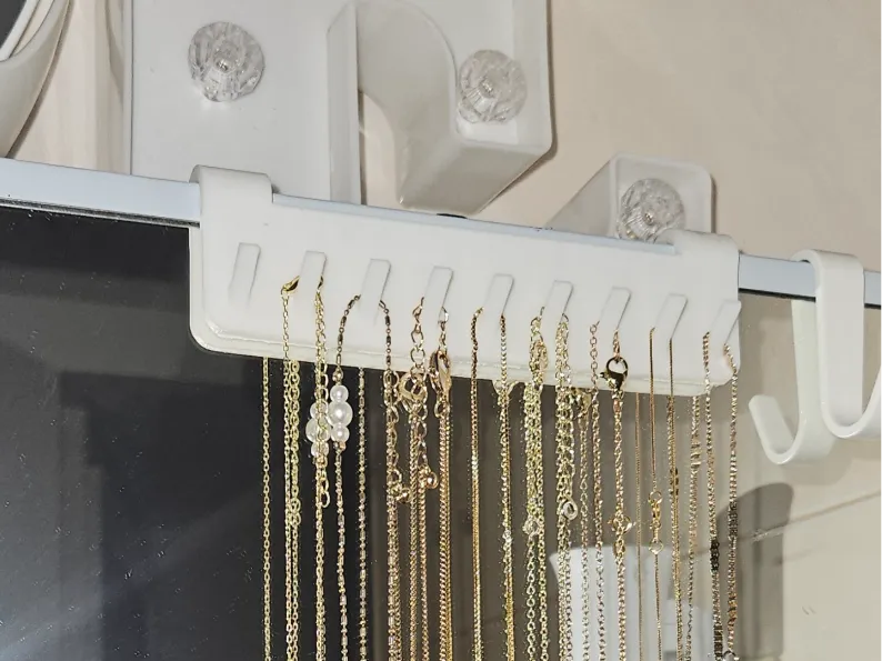 Hook Mounted Necklace Organizer