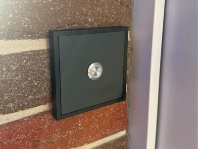Metzler Doorbell Surround 90x90cm