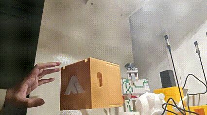 磁悬浮钱箱！the finals明星选手家居必备装饰