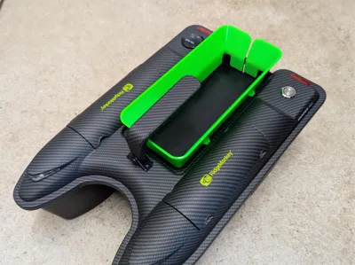 Ridgemonkey Hunter 750 Bait Boat Riser