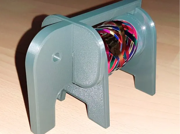 Elefant Kleberolle / Geschenkrollenhalter