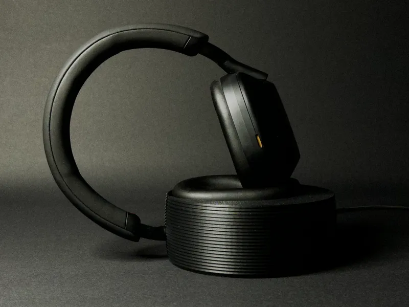 ZenDock for Sony WH-1000XM5 Headphones