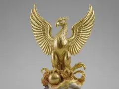 phoenix statue