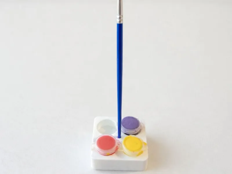 Simple paintcup holder for kids