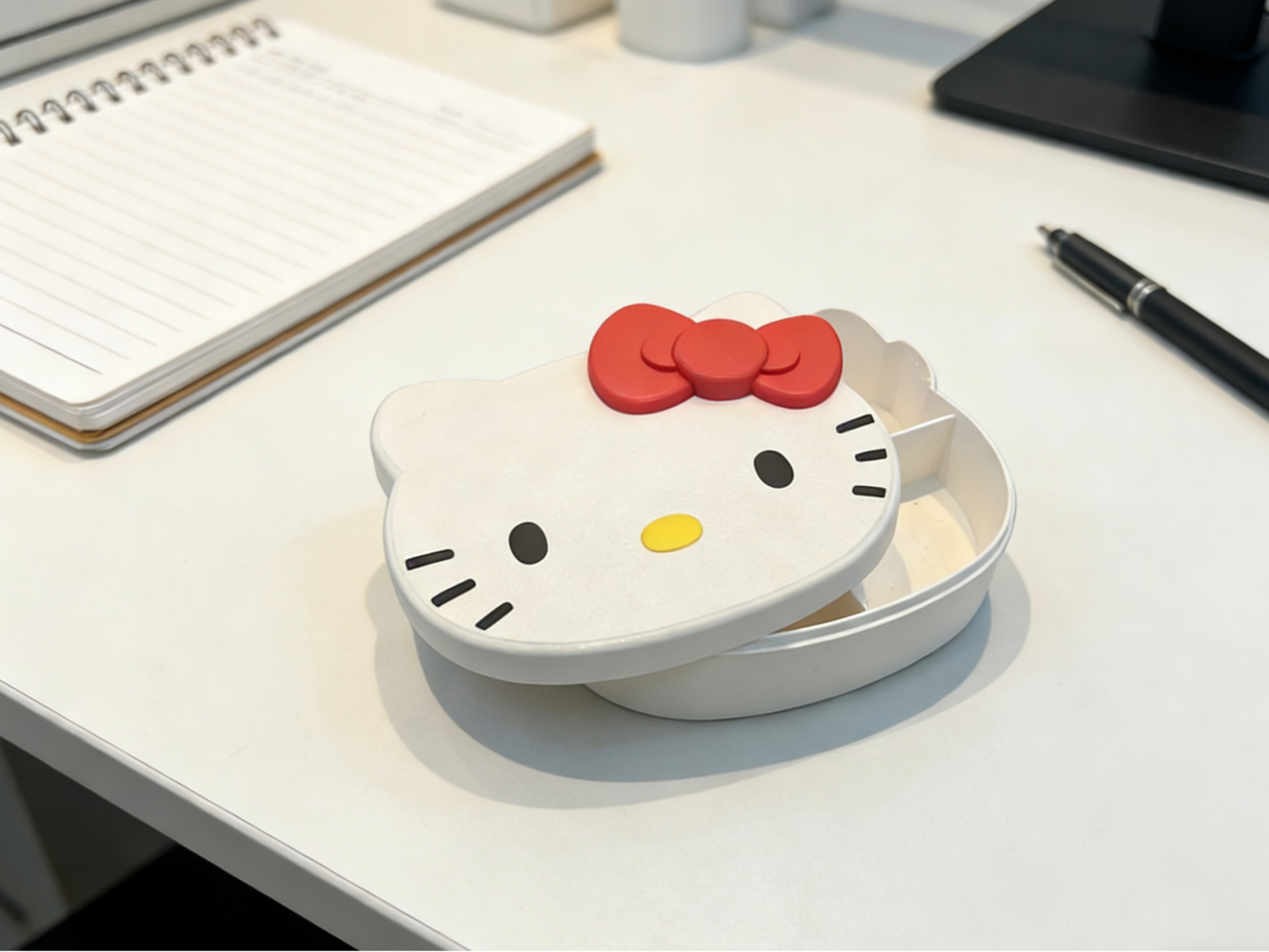 hello Kitty储物盒收纳盒