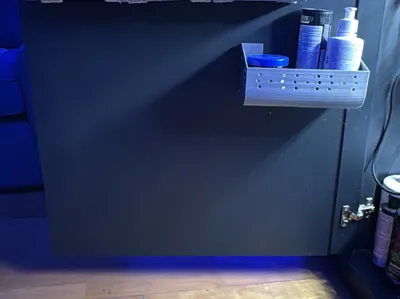Wall container
