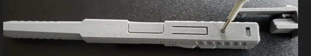 A close up of a white object
AI-generated content may be incorrect.