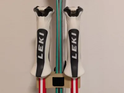 Clip for ski and poles (Ski 168 mm, poles 18mm)PLA