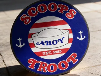 "Who do you work for?" -- "Scoops Ahoy!!" 冰箱贴/杯垫
