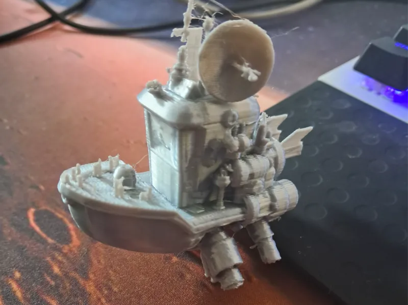 Spaceship Benchy