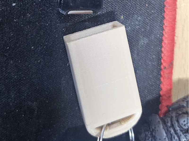 USB HOLDER