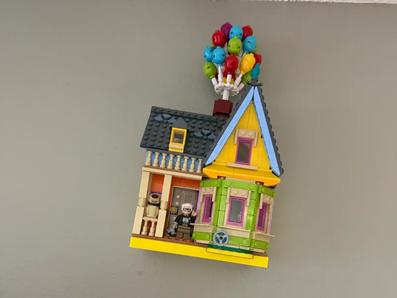 Up! House Wall Mount