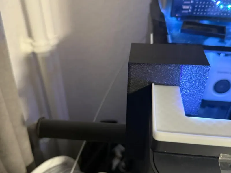 Filament_Halter