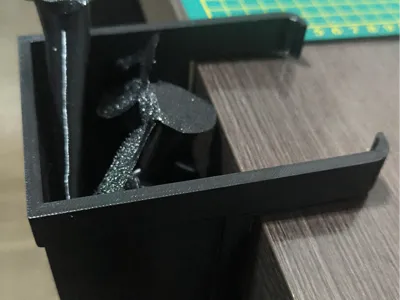 Desktop trash can with 50mm thickness