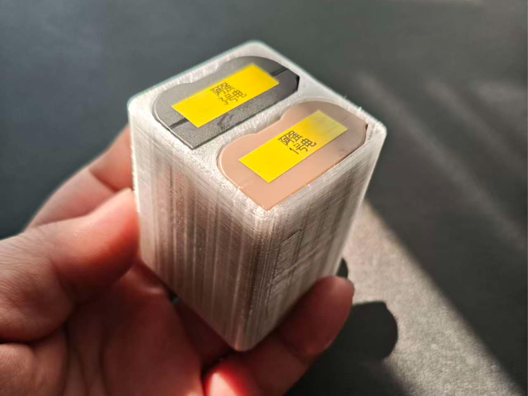 尼康 EM-EL15C 电池弹夹