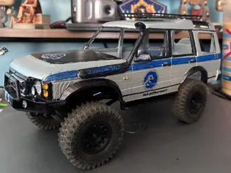 1:24 SCX24 Land Rover Discovery 2
