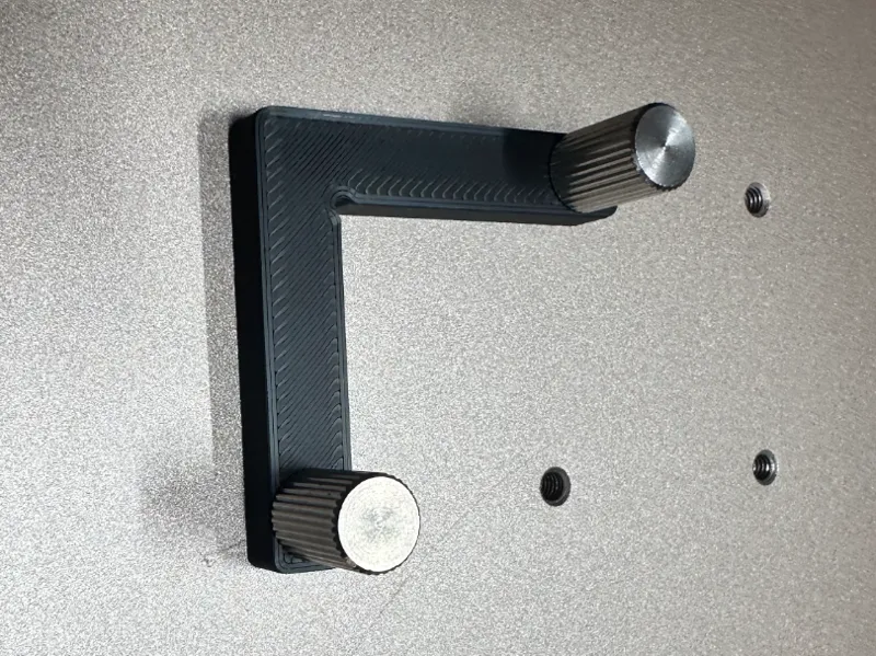 XTool F2 Ultra - L Bracket fence 