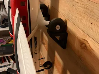 Avios Twin Otter wall mounted holder