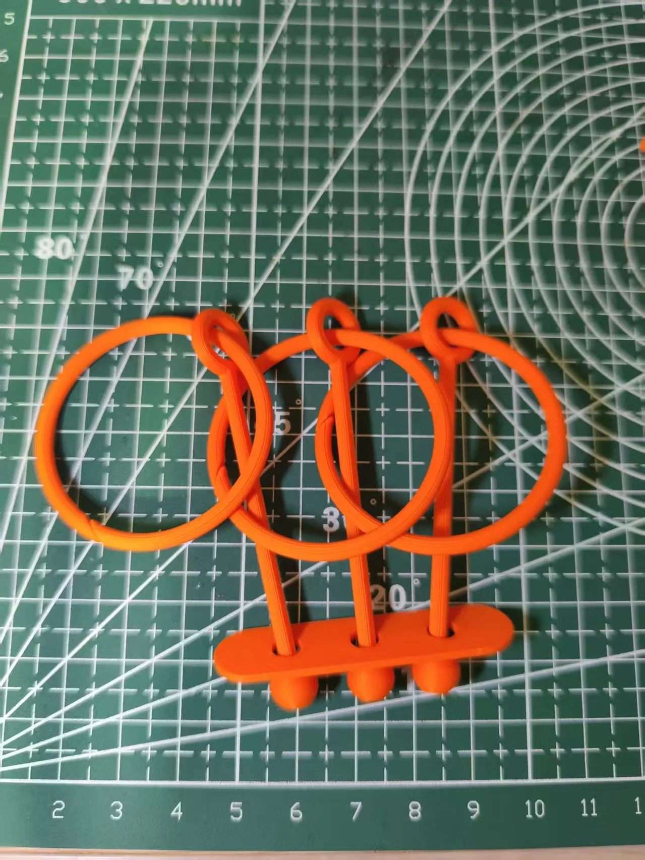 Free Use Linked Rings Inon Three to Nine Linked Rings (Puzzle Toy) - Free 3D Print Model - MakerWorld