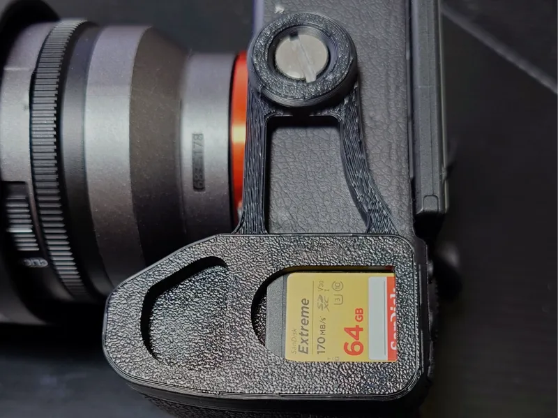Sony A7M5 Grip extension with SDcard slot