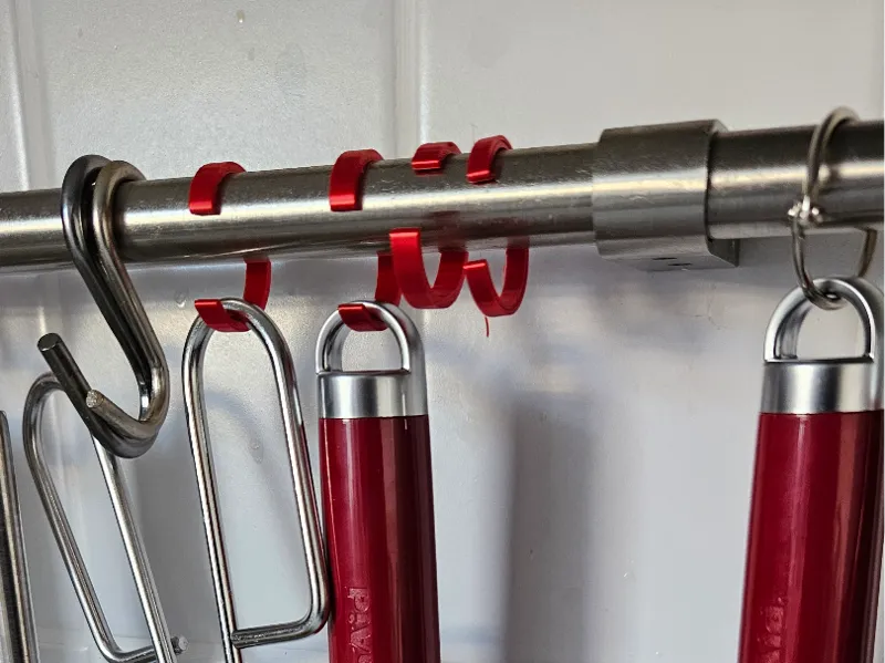 Haken für Kuechenutensilien