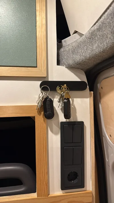 Parametric magnetic Keyholder