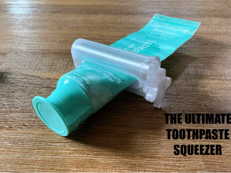 THE ULTIMATE TOOTHPASTE SQUEEZER