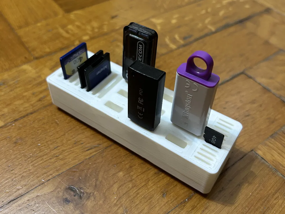 Rangement Gridfinity pour cartes USB et SD