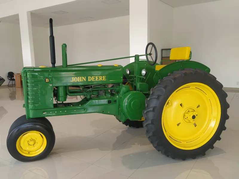 Trator John Deere