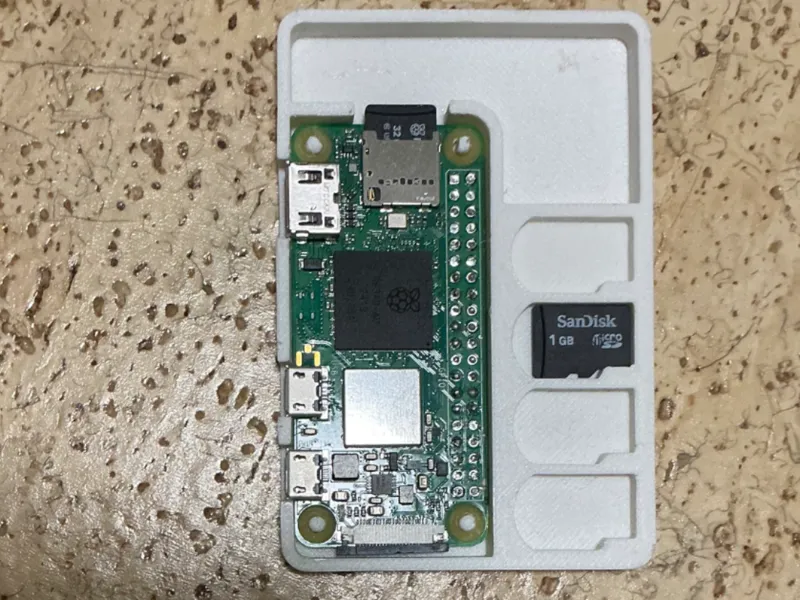 raspery pi zerro 2w lockcard holder