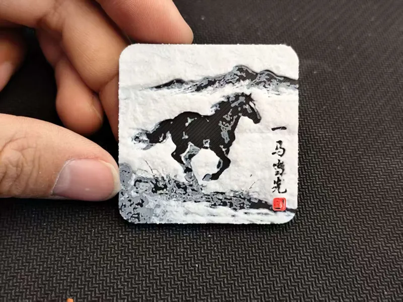 马年黑白版画——一马当先