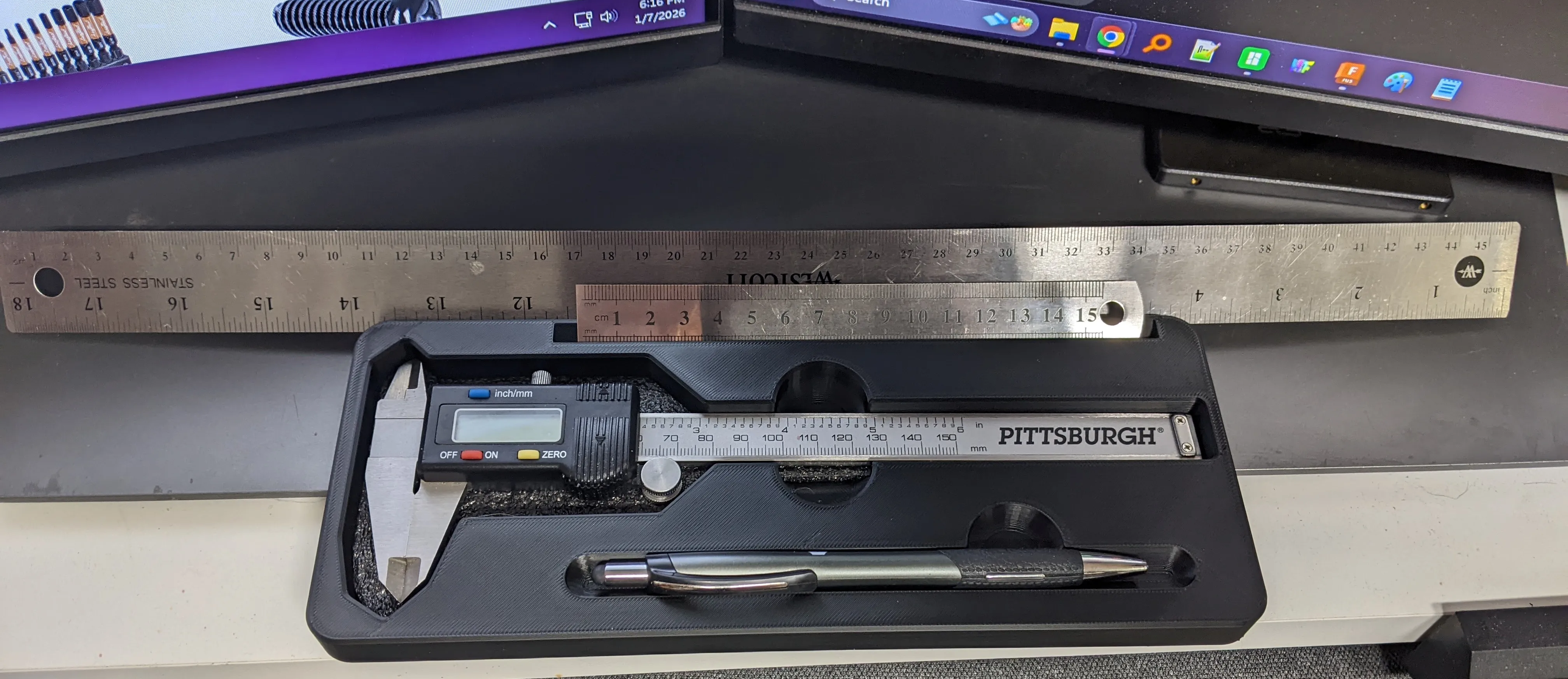 Calipers, rulers & pen desk organizer - Free 3D Print Model - MakerWorld