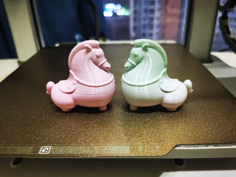 【瑞马迎春】可爱小马桌面摆件