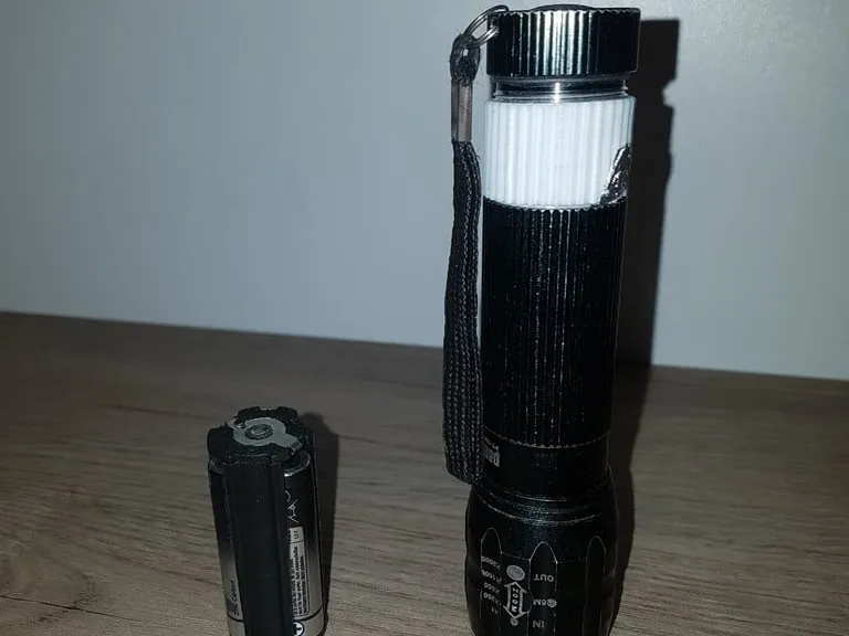 Flashlight 18650 Adapter