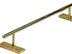 fingerboard rail