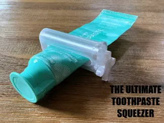 TOOTHPASTE SQUEEZER