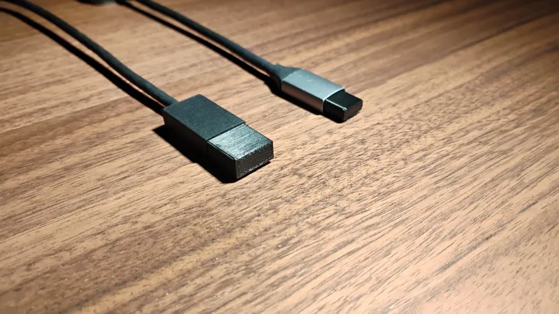 Minimalistic USB & USB-C Slim Dust Cover Kit