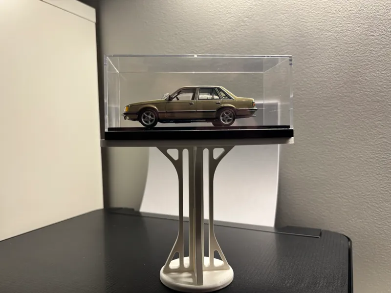 1:48 Scale model car stand