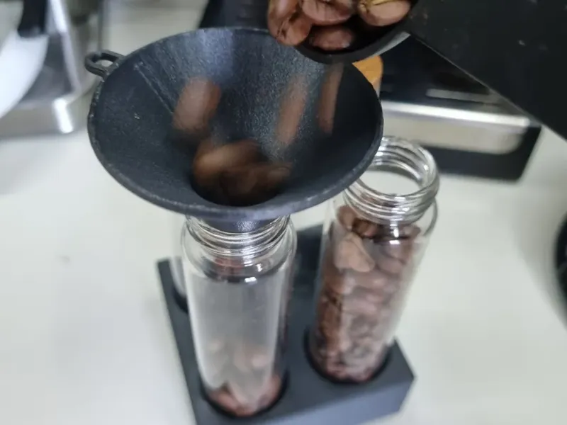 Small funnel coffee 