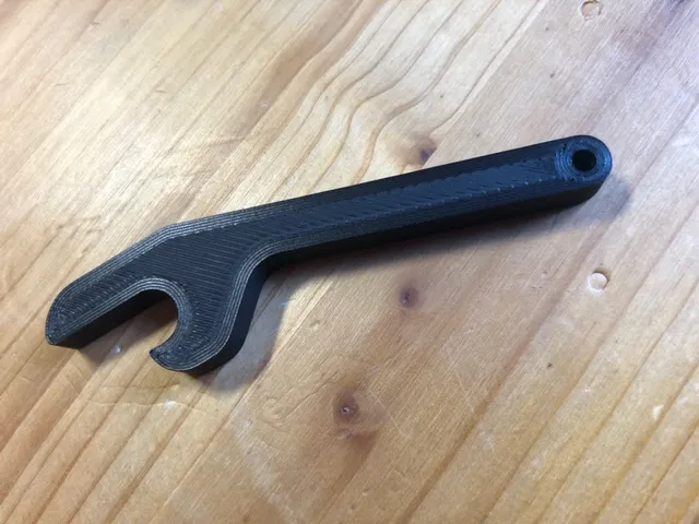 Simple Bottleopener, PLA, no coin required